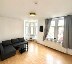 9 Betten plus Sofa 4 Zimmer room DMS Apartment Toplage city Rooms